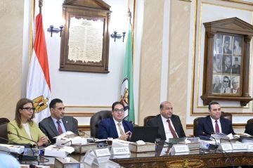 مجلس جامعة القاهرة يوافق على إعفاء أبناء الشهداء من الرسوم الدراسية