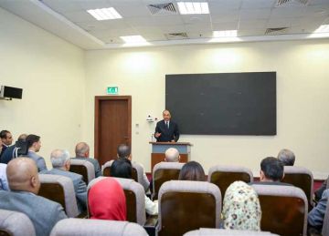 وزير قطاع الأعمال: التميز المؤسسي يبدأ ببيئة عمل آمنة تدعم الجودة والاستدامة وزير قطاع الأعمال: التميز المؤسسي يبدأ ببيئة عمل آمنة تدعم الجودة والاستدامة