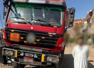  الداخلية تكشف ملابسات فيديو لاصطدام سيارة نقل بأخرى ملاكي في الشرقية