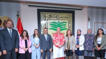 رئيسة القومي للطفولة تستقبل وفد شباب القادة لبحث التعاون في تمكين الأطفال رئيسة القومي للطفولة تستقبل وفد شباب القادة لبحث التعاون في تمكين الأطفال