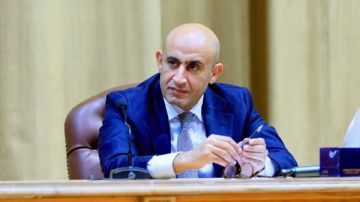 الليلة.. وزير التعليم محمد عبد اللطيف ضيفا على الإعلامي أسامة كمال الليلة.. وزير التعليم محمد عبد اللطيف ضيفا على الإعلامي أسامة كمال