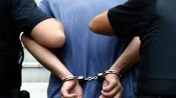 أدمن صفحة لبيع الأسلحة البيضاء يواجه الحبس وغرامة نصف مليون جنيه أدمن صفحة لبيع الأسلحة البيضاء يواجه الحبس وغرامة نصف مليون جنيه