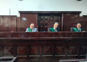  ابتزها بصور خادشة .. جنايات المنصورة تحاكم المتهم بالتخلص من شاب بمساعدة خطيبته وصديقه