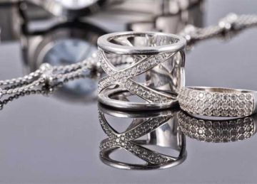 الأصلية ولا المغشوشة؟.. نقيب الجواهرجية يكشف طريقة اختيار الفضة