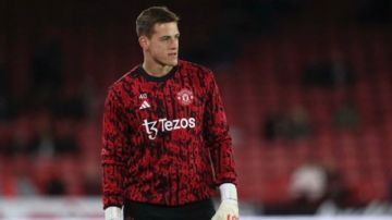 مانشستر يونايتد يعير حارسه فيتيك إلى بريستول مانشستر يونايتد يعير حارسه فيتيك إلى بريستول