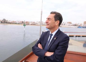 السفير الفرنسي بالقاهرة: ندعم الموقف المصري الرافض للنزوح الجماعي وتهجير الفلسطينيين السفير الفرنسي بالقاهرة: ندعم الموقف المصري الرافض للنزوح الجماعي وتهجير الفلسطينيين