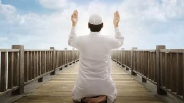 شروط وأسباب استجابة الدعاء.. الأوقاف توضحها