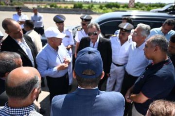 وزارة النقل: غلق كلي مؤقت للاتجاه القادم من تقاطع الإقليمي مع الإسكندرية الصحراوي وحتي تقاطع الإقليمي مع طريق السويس الصحراوي لمدة أسبوع وزارة النقل: غلق كلي مؤقت للاتجاه القادم من تقاطع الإقليمي مع الإسكندرية الصحراوي وحتي تقاطع الإقليمي مع طريق السويس الصحراوي لمدة أسبوع