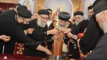 إيبارشية بورسعيد تحتفل بتذكار نياحة القديس الأنبا بيشوي .. صور