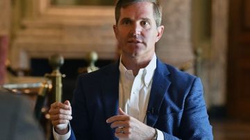 حاكم كنتاكي: لا أستبعد الترشح لرئاسة أمريكا في 2028.. وهدفي توحيد البلاد