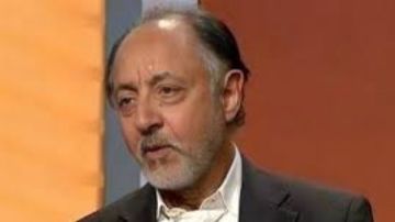 عبد العزيز مخيون عن الفنانين الشباب: مش عارفين جايين منين.. بياخدوا أكتر من اللي يستحقوه