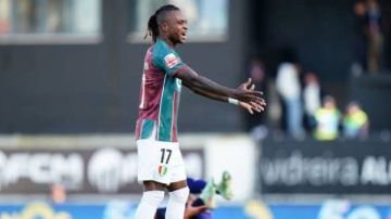 الزمالك ينهي اتفاقه مع الأنجولي شيكو بانزا وموعد الوصول خلال أيام