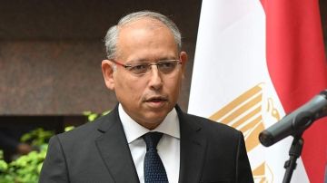 السفير المصري لدى موسكو يعلن اختتام مهمته ويشيد بالعلاقات الاستراتيجية بين مصر وروسيا