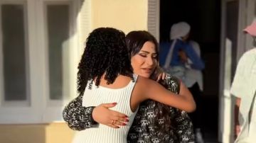 ربنا يحفظها..بدرية طلبة تحتفل بـ عيد ميلاد حفيدتها ربنا يحفظها..بدرية طلبة تحتفل بـ عيد ميلاد حفيدتها