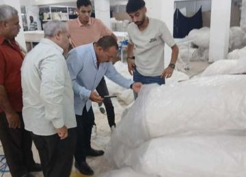 ضبط مصنع ملابس غير مرخص في العاشر من رمضان