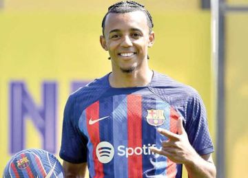 قرار حاسم من برشلونة تجاه كوندي قرار حاسم من برشلونة تجاه كوندي