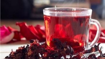 لن تتوقعها .. تأثيرات مذهلة لتناول مشروب الكركديه لن تتوقعها .. تأثيرات مذهلة لتناول مشروب الكركديه