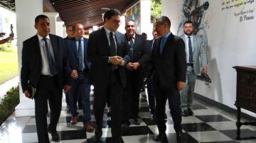 معرض كراكاس للكتاب يحتفل بمرور 75 عاما من العلاقات المصرية الفنزويلية