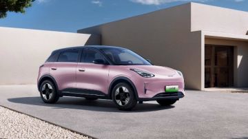 بـ10 آلاف دولار فقط.. أرخص سيارة كهربائية في العالم