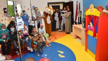 عرائس ديزني يرسمون البهجة على وجوه الأطفال محاربي السرطان في شفاء الأورمان عرائس ديزني يرسمون البهجة على وجوه الأطفال محاربي السرطان في شفاء الأورمان