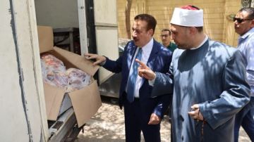 محافظ المنوفية يشهد تسلم الدفعة الثانية من صكوك الأضاحي