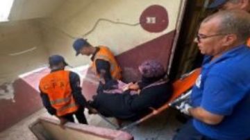 فى لفتة إنسانية.. الامن ينقل سيدة مريضة لمستشفى بالبحيرة