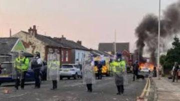  الجارديان : شرطة لندن تعتقل ناشطين مؤيدين لحركة فلسطين أكشن 