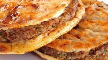 بربع كيلو لحمة مفرومة.. طريقة عمل حواوشي اقتصادي