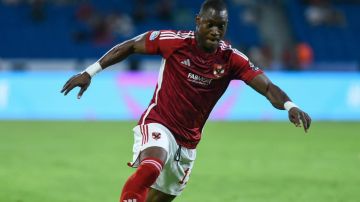 الأهلي يرفض عرض الحزم السعودي للتعاقد مع أليو ديانج.. ناقد يكشف التفاصيل الأهلي يرفض عرض الحزم السعودي للتعاقد مع أليو ديانج.. ناقد يكشف التفاصيل