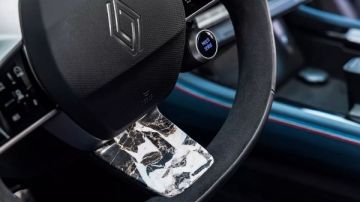 أخبار السيارات أفضل 5 سيارات كهربائية .. والأغرب سيارة الرئيس الفرنسي ماكرون