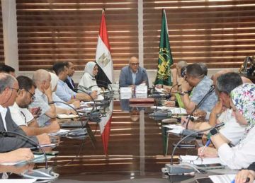 محافظ القليوبية يبحث آليات تنفيذ مشروعات الخطة الإستثمارية الجديدة 2025 2026