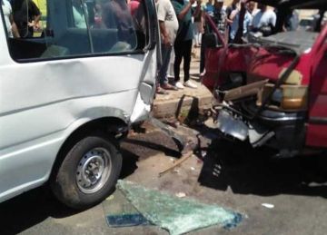 إصابة 12 شخصا بعضهم في حالة حرجة إثر حادث مروري بدمياط الجديدة (صور)