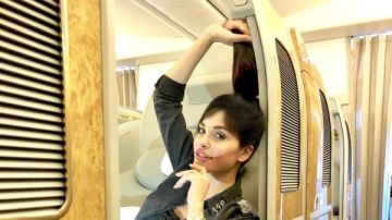 قصة تعرض دومينيك حوراني للموت على متن طائرة