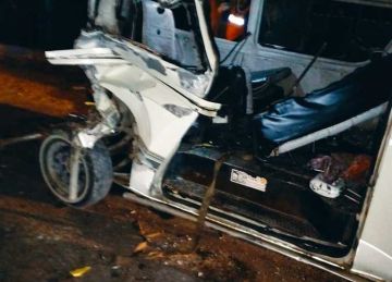 إصابة شابين في حادث تصادم سيارة ملاكي برصيف أمام قرية سياحية بالساحل الشمالي