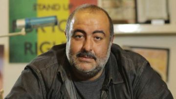 إيهاب فهمي يعلن موعد صلاة الجنازة على المخرج سامح عبد العزيز