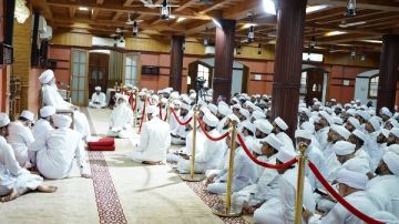 جامعة مركز الثقافة السنية الإسلامية تحتفل بعاشوراء بمجلس دعاء جامعة مركز الثقافة السنية الإسلامية تحتفل بعاشوراء بمجلس دعاء