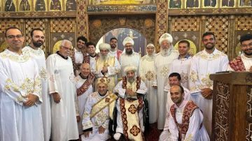 سيامة دياكون بإنجلترا على يد الأنبا أنتوني أسقف أيرلندا واسكتلندا