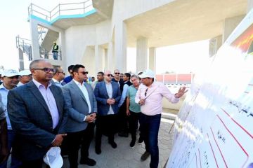 وزير الإسكان يتفقد محطة معالجة صرف صحي طحا البيشة في مركز ببا ببني سويف