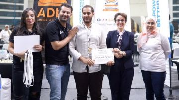 أبطال النور.. المكفوفون يتألقون في مهرجان عدلي للشطرنج باستاد القاهرة