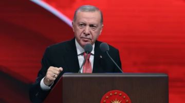 أردوغان: اليوم فتحت صفحة جديدة لتركيا بعد نزع سلاح العمال الكردستاني أردوغان: اليوم فتحت صفحة جديدة لتركيا بعد نزع سلاح العمال الكردستاني