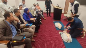 الصحة تطلق المرحلة الرابعة لتدريب العاملين بالجهات الحكومية على أجهزة إزالة الرجفان القلبي (AED)