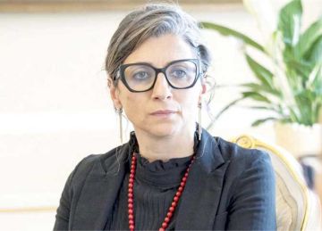 المقررة الأممية بالأراضي المحتلة فرانشيسكا ألبانيز: إسرائيل ستقصف المساعدات فور دخولها من المعبر المقررة الأممية بالأراضي المحتلة فرانشيسكا ألبانيز: إسرائيل ستقصف المساعدات فور دخولها من المعبر