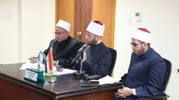 وزير الأوقاف لمديري المديريات: الانضباط مسؤولية والرسالة الدعوية أمانة وطنية