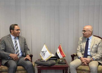 رئيس جامعة عين شمس يبحث مع محافظ قنا تعزيز التعاون المشترك رئيس جامعة عين شمس يبحث مع محافظ قنا تعزيز التعاون المشترك