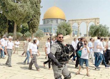 سنرددها ألف مرة.. المفتي: المسجد الأقصى حق إسلامي خالص لا يقبل القسمة ولا المساومة  سنرددها ألف مرة.. المفتي: المسجد الأقصى حق إسلامي خالص لا يقبل القسمة ولا المساومة