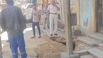 هبوط أرضي مفاجئ في محيط مسجد المتولي بالمحلة الكبرى وفرض كردون أمني حوله