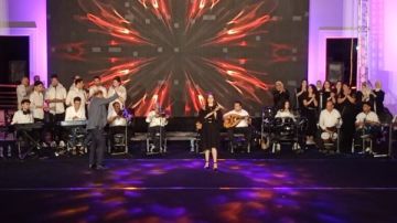 أنغام الزمن الجميل وفلكلور بورسعيد يضيئان ليالي صيف بلدنا في العلمين