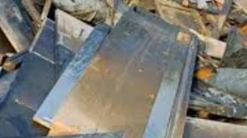 أهالي قرية بالمنوفية يجمعون مساعدات لنجار احترقت ورشته