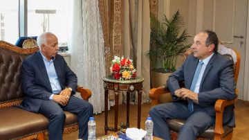 وزير قطاع الأعمال: توفير بيئة عمل عادلة تحفز على الإنتاج وتحفظ حقوق العمال وزير قطاع الأعمال: توفير بيئة عمل عادلة تحفز على الإنتاج وتحفظ حقوق العمال