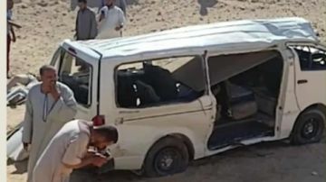 أسرة واحدة .. وفاة 3 من طالبات الأزهر في حادث أليم بمطروح أسرة واحدة .. وفاة 3 من طالبات الأزهر في حادث أليم بمطروح